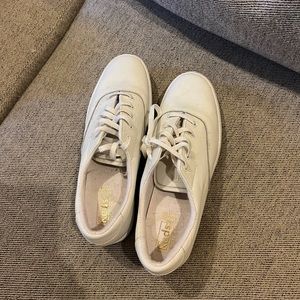 Keds Women’s Leather Dream Foam Sneakers